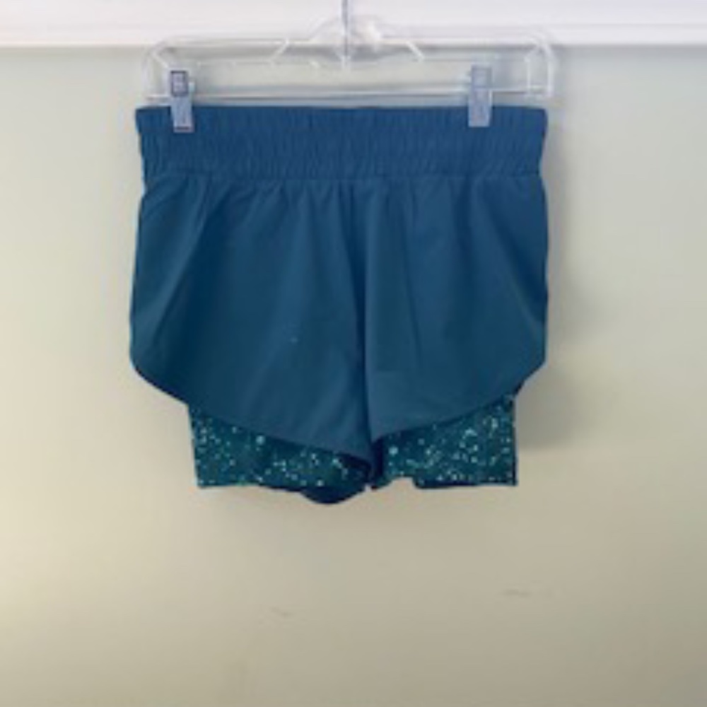 Athleta Teal Green  Hit It 2 in 1 running shorts